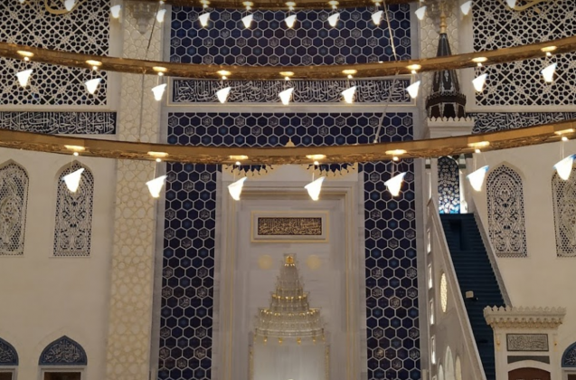 Мечеть Чамлыджа внутри