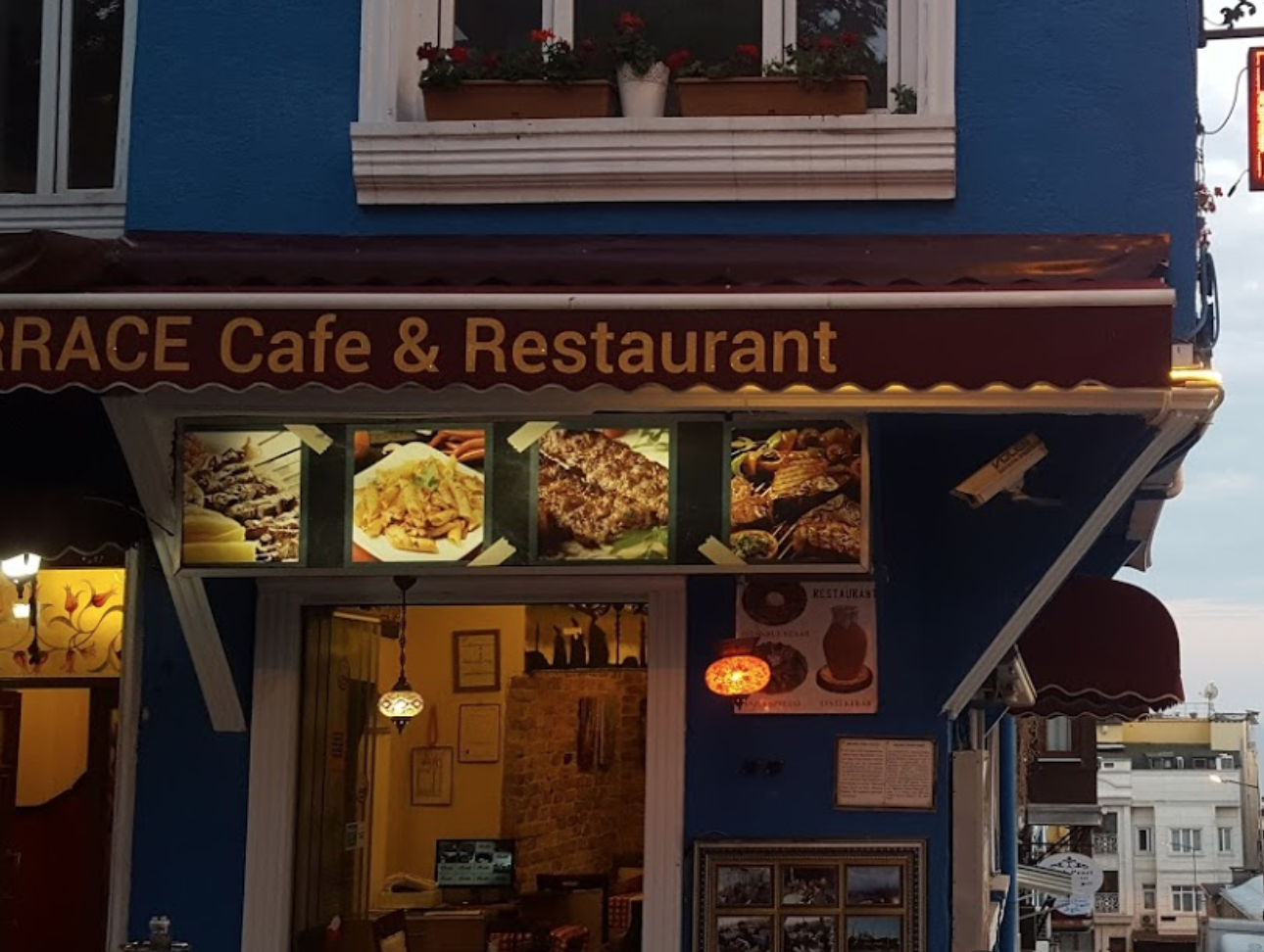 Кафе Myterrace Cafe & Restaurant